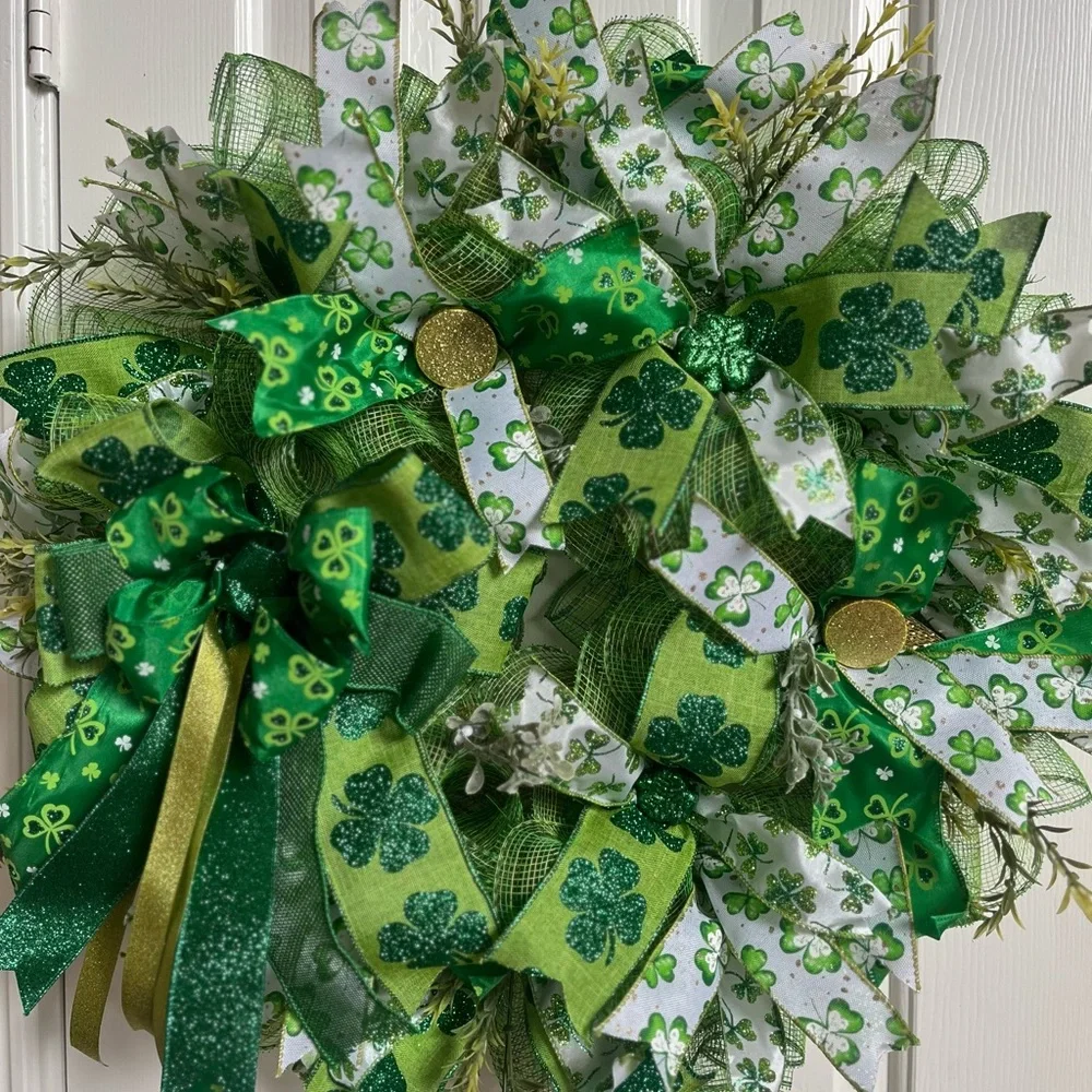LARGE St Patrick’s Day Wreath 26”Thick & Full Indoor Outdoor Green Shamrock
